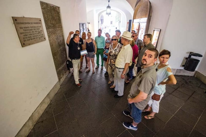 Vienna: Habsburgs Capital, 2hrs. Historical walking Tour - Ending at Stephansplatz 8A: turning a walk into a plan