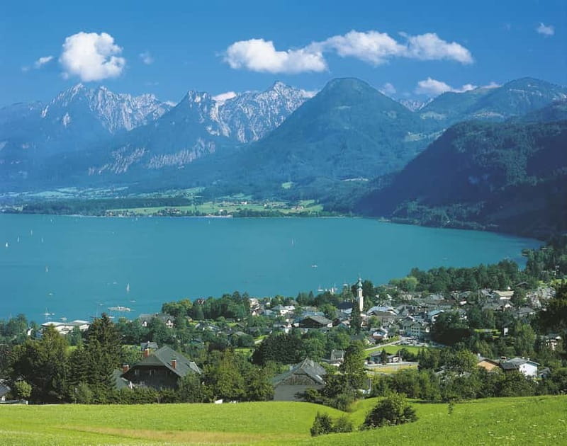 Vienna: Hallstatt, Salzburg, Melk, Alps & Lakes Day Trip - Getting There in Comfort: 13 Hours on the Road with Viewpoints