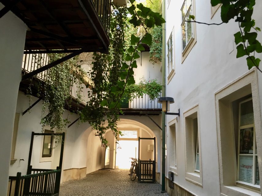 Vienna: Hidden Gems near St. Stephen's & Old University - Old University Quarter and the Baroque Church You’ll Understand Better by Walking