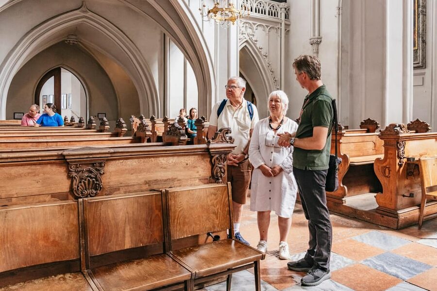Vienna: Hofburg and Empress Sisi Museum Guided Tour - Augustinian Church and the Marie Antoinette marriage link