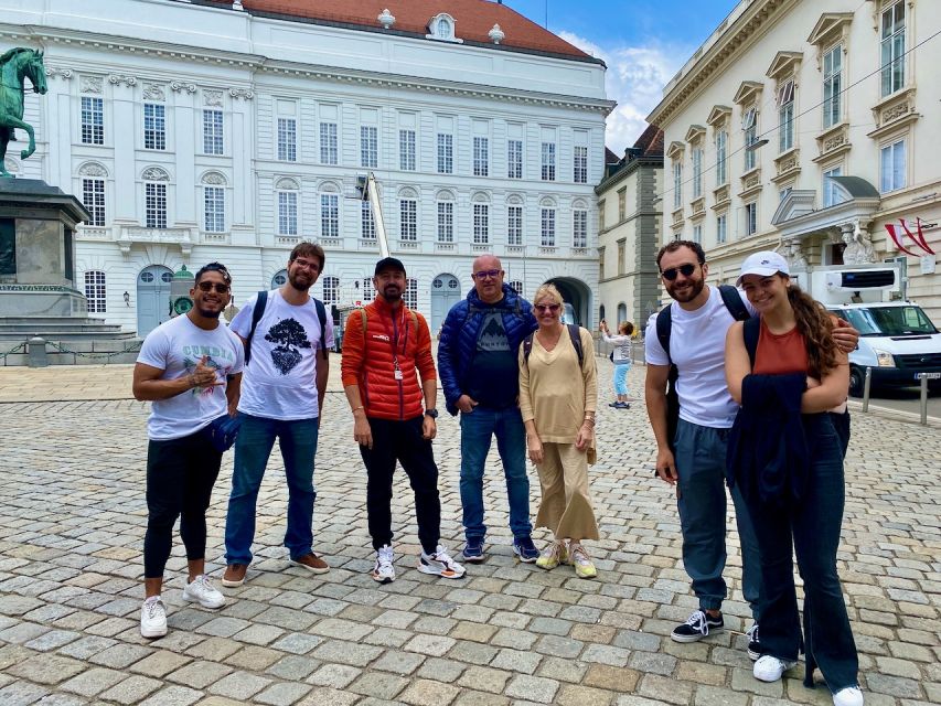 Vienna: Hofburg Palace and Principessa Sissi Tour - Meeting point: the Italien umbrella trick