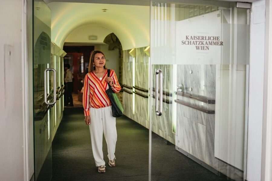 Vienna: Imperial Treasury in the Hofburg Palace - Entering the Imperial Treasury rooms: what your visit flow should look like