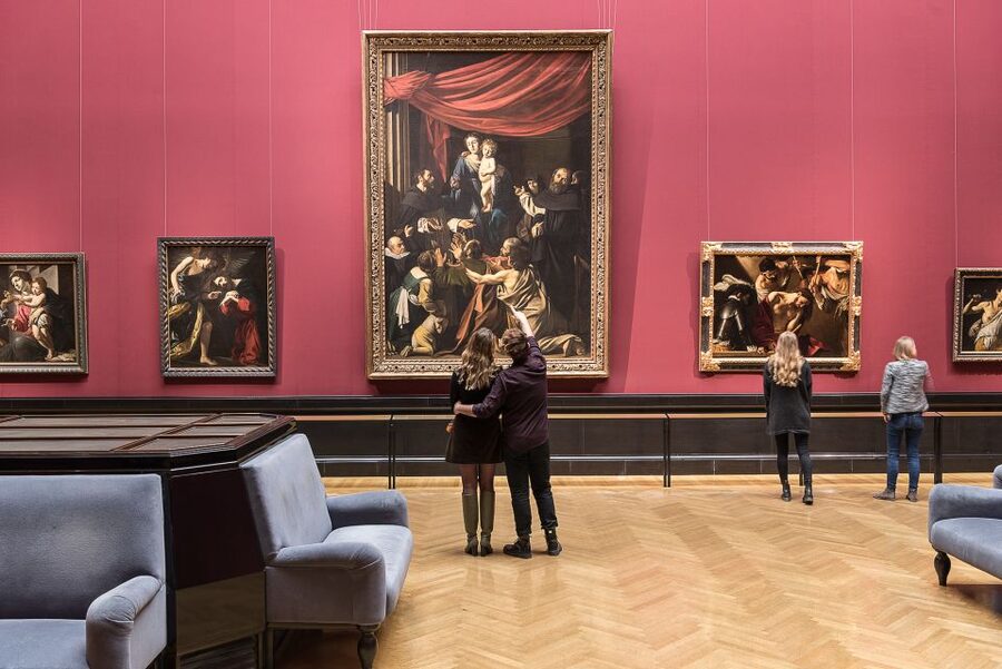 Vienna Kunsthistorisches Museum Day Admission Ticket - Tickets, vouchers, and the small-group entry rhythm