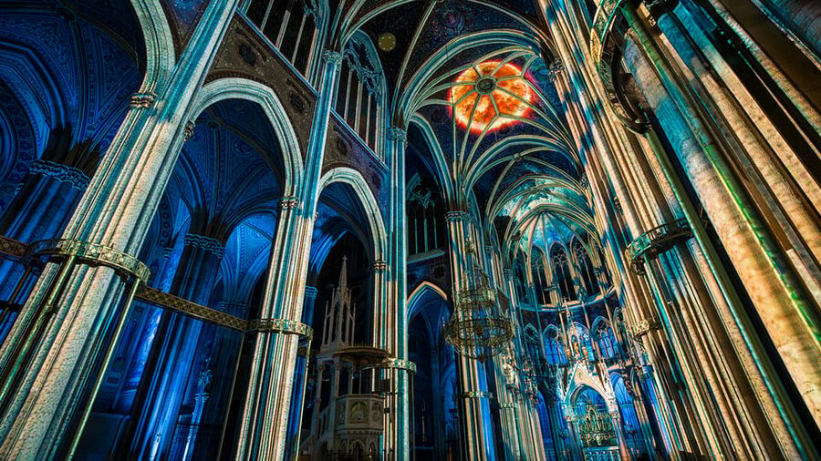Vienna: Light of Creation Votive Church Immersive Light Show - Rules you have to follow (and why it’s not negotiable)
