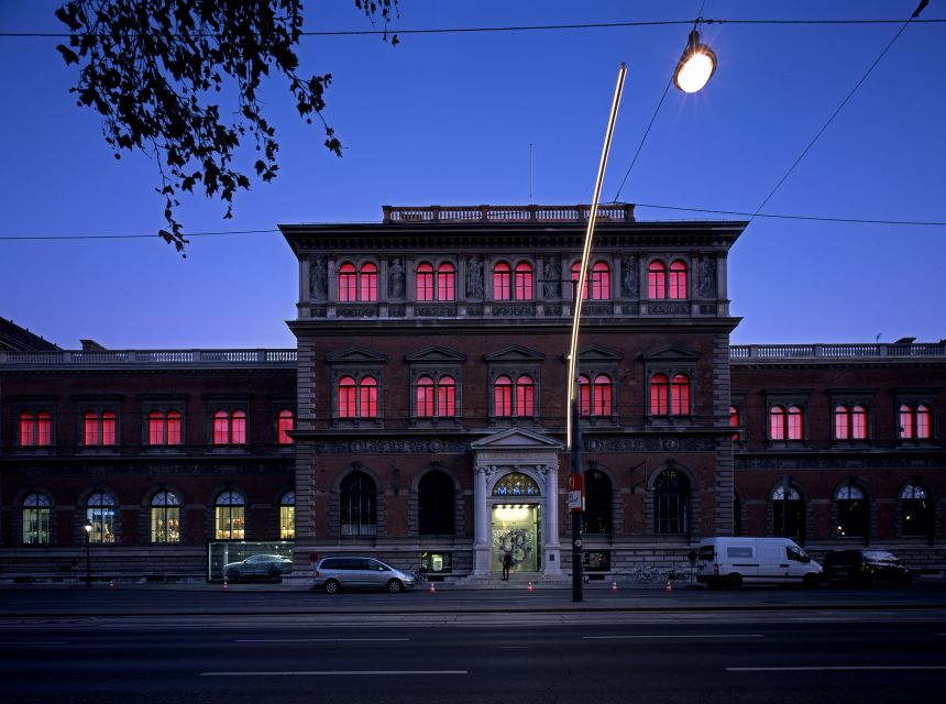 Vienna: MAK - Museum of Applied Arts - Tickets - Why the MAK fits so well into a Vienna day on the Ringstraße