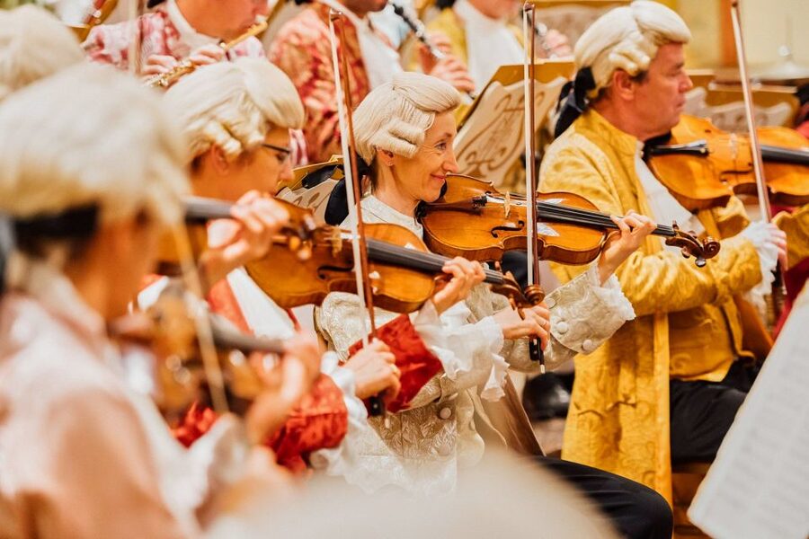Vienna: Mozart Concert at the Musikverein - Golden Hall - The concert itself: how the Mozart-and-Strauss evening flows