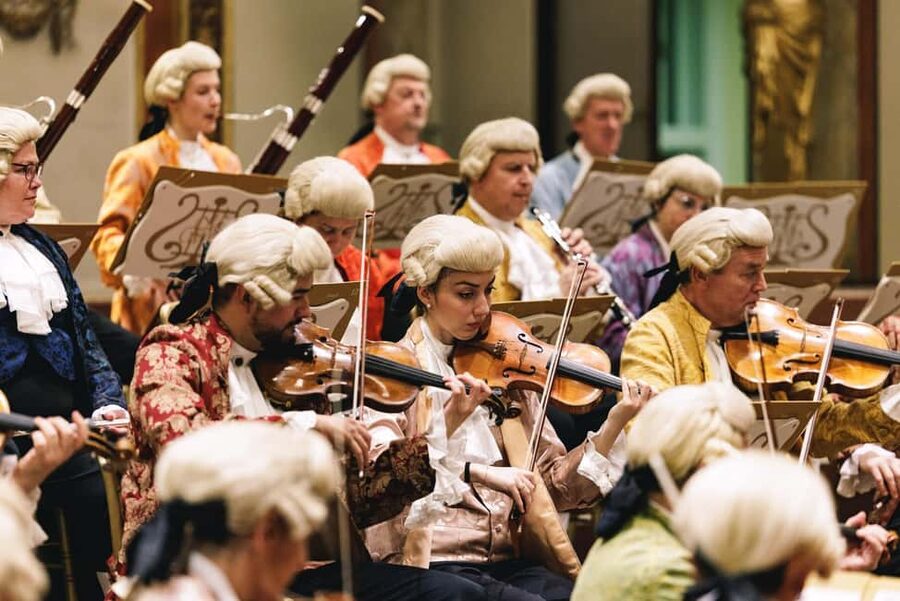 Vienna: Mozart Concert at the Vienna State Opera - The 2-hour flow: Mozart, then the broader 18th century, then Strauss at the end