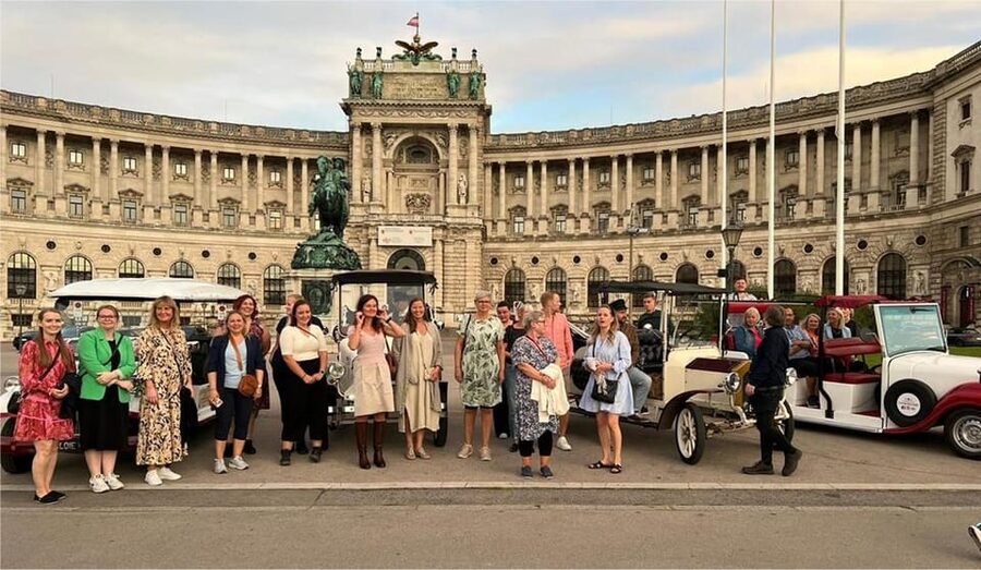 Vienna: Old Town Sightseeing Tour in a Vintage-Style E-Car - Neuer Markt, Michaelerplatz, and a quick pass by the Spanish Riding School