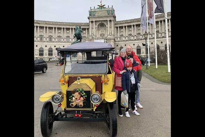 Vienna Oldtown Tour - National Library and Parliament Library: The City as a Knowledge Machine