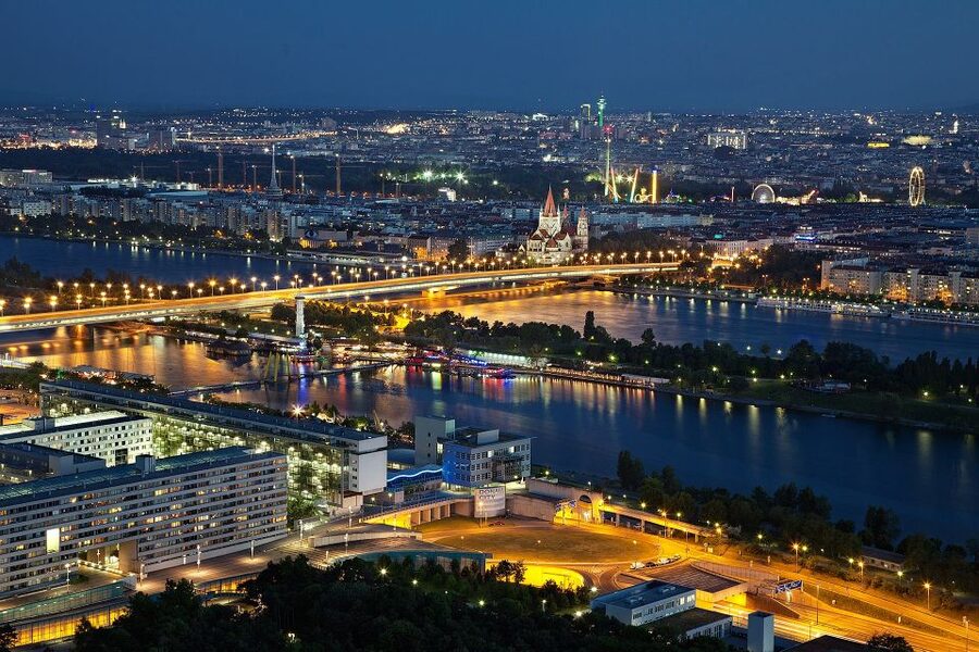 Vienna: Panoramic Night Tour by Bus - Vienna at Night from the Comfort of a Panoramic Bus