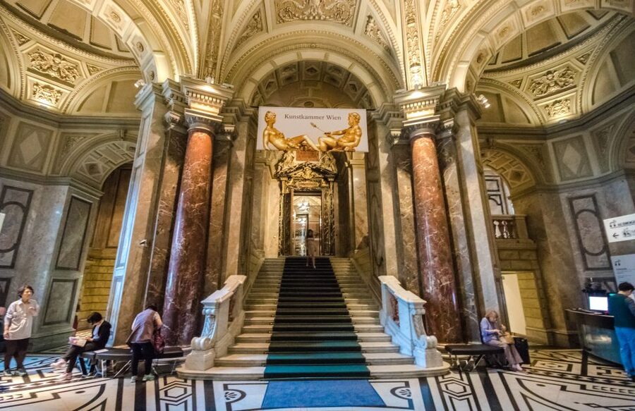 Vienna PASS: All incl. Sightseeing Pass for 85+ Attractions - Fast track and skip-the-line: what to expect at big sights