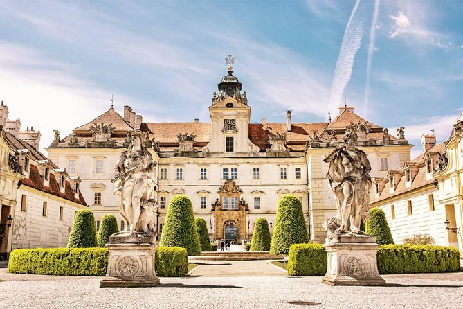Vienna-Prague One-Way Sightseeing Tour Bus - Should you book this Vienna to Prague one-way sightseeing bus?