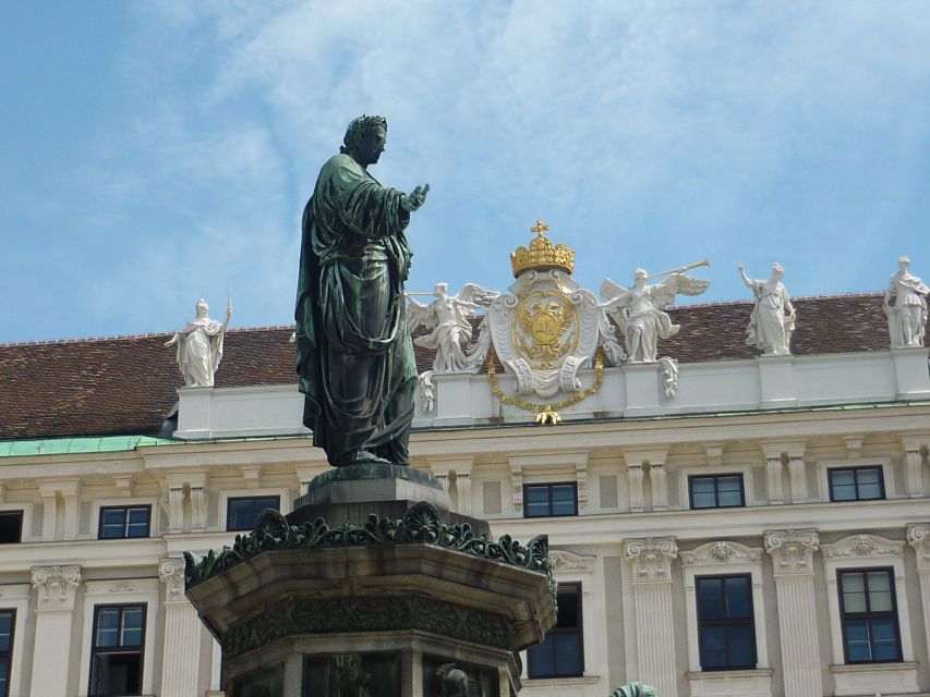 Vienna: Private Guided Walking Tour - Key things you will notice right away