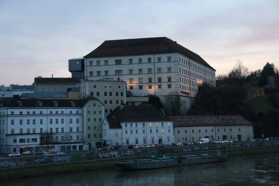 Vienna: Private Tour Mauthausen and Linz - Stop 2: Linz for two hours, a lighter counterpoint