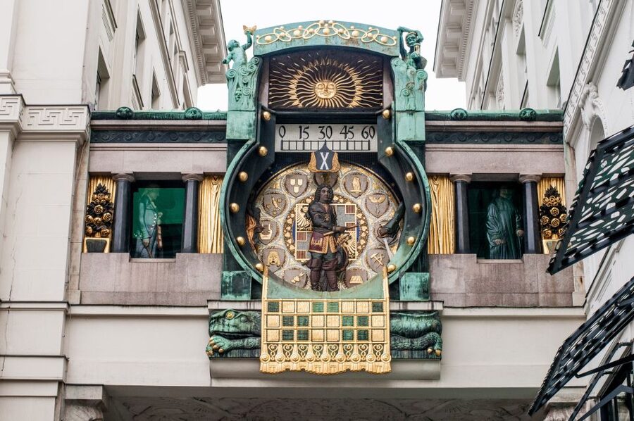 Vienna: Romantic Old Town 2-Hour Discovery Tour - Myths and legends, and why the city puts animals on buildings