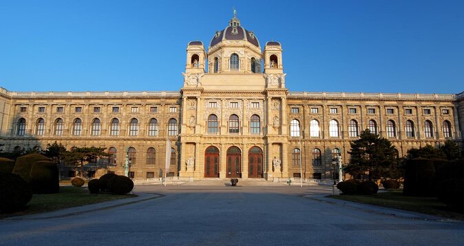Vienna Scavenger Hunt and Highlights Self Guided Audio Tour - How to start the Vienna hunt with the World City Trail app