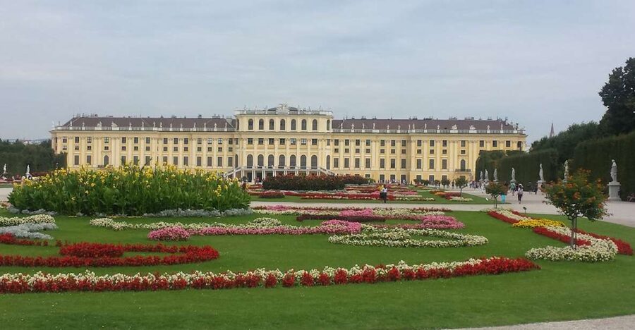 Vienna: Schönbrunn Palace and City Center Guided Tour - Schönbrunn Palace tour: rooms, art, and the Habsburg story you can actually use