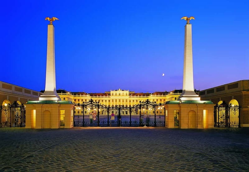 Vienna: Schönbrunn Palace Evening Tour, Dinner and Concert - Key Points to Know Before You Go