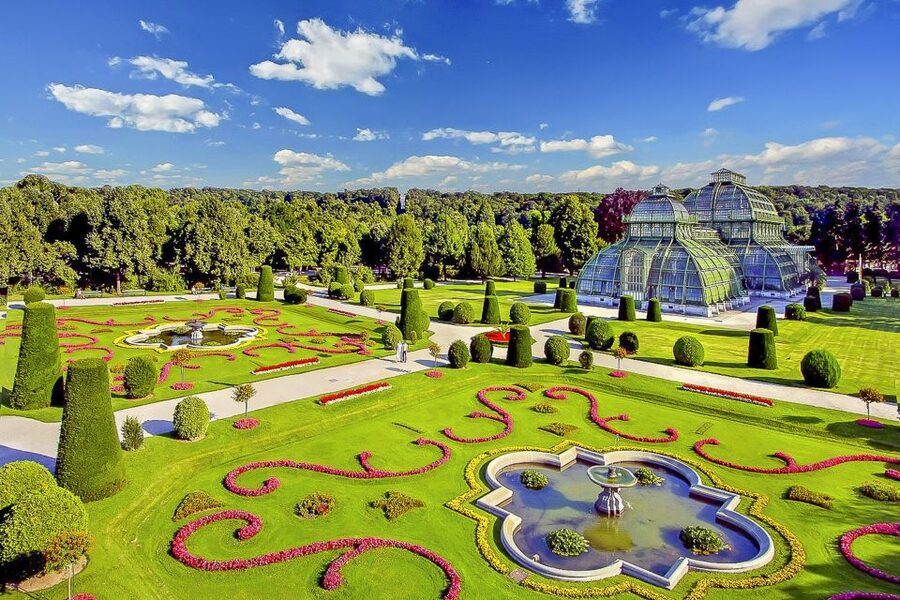 Vienna: Schönbrunn Palace & Gardens Skip-the-Line Tour - The palace walk: 22 staterooms, plus the Great Gallery and Hall of Ceremonies