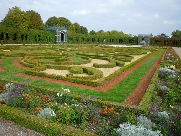Vienna: Schönbrunn Palace Tour at 7 PM & Classical Concert - Key Highlights at a Glance