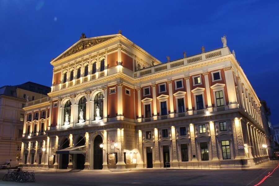 Vienna: Sightseeing Tour in a 1920s Classic Style Car - One Hour, Lots of Landmarks: How to Think About the Route
