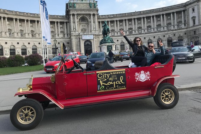 Vienna: Silver Tour (30 min) Vienna City Center Sightseeing Tour - Where to Meet at Albertinapl. 2 and How the 30 Minute Ride Works