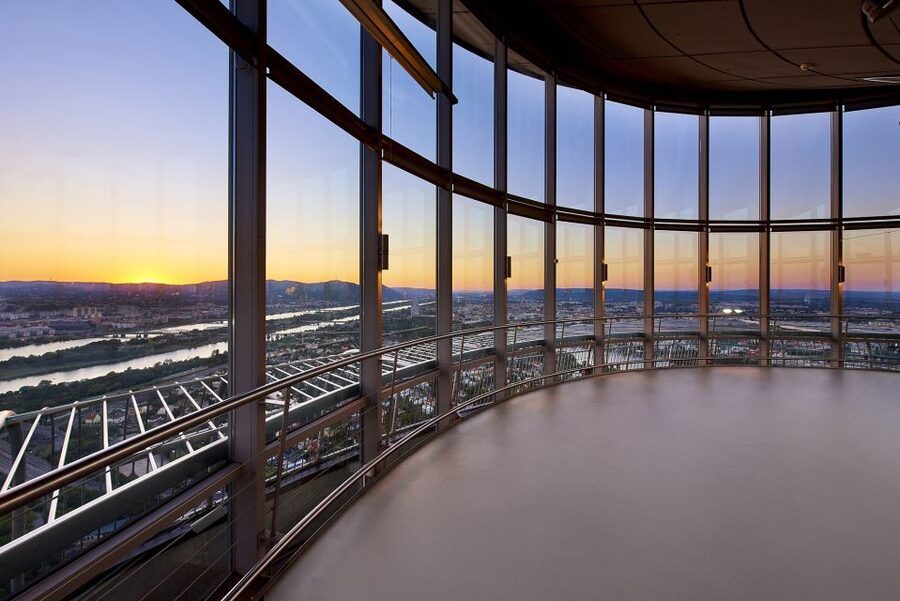 Vienna: Skip-the-Line Entrance Ticket to the Danube Tower - When to go for best visibility and timing