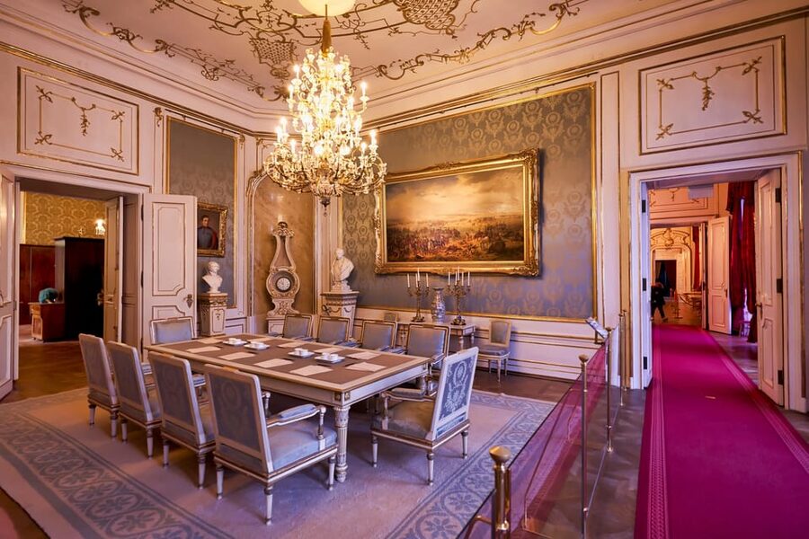Vienna: Skip-the-Line Hofburg and Empress Sisi Museum Tour - Why this Hofburg and Sisi combination works in only 2 hours