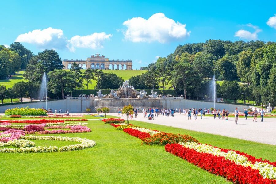Vienna: Skip-the-Line Schönbrunn Palace & Gardens Tour - Key highlights to look for