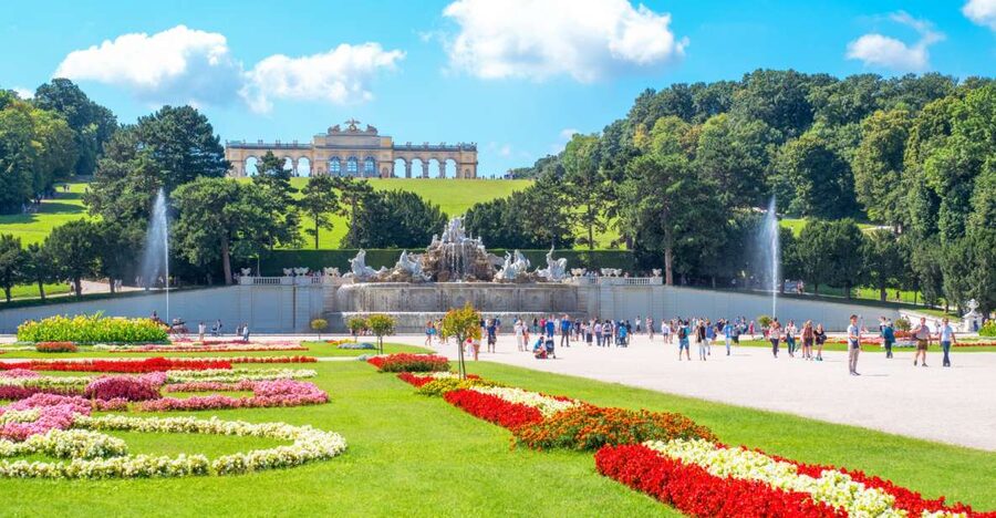 Vienna: Skip-the-Line Schönbrunn Palace & Gardens Tour - Why the 22-room Highlights route changes everything