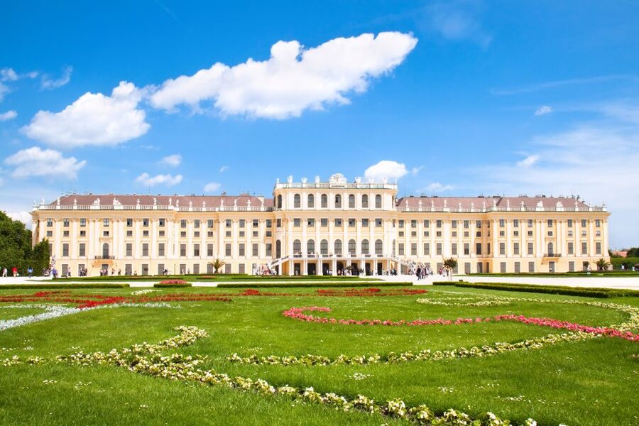 Vienna: Skip-the-Line Schonbrunn Palace Private Tour - The Schonbrunn Garden and Gloriette Hill: UNESCO Grounds With Political Purpose