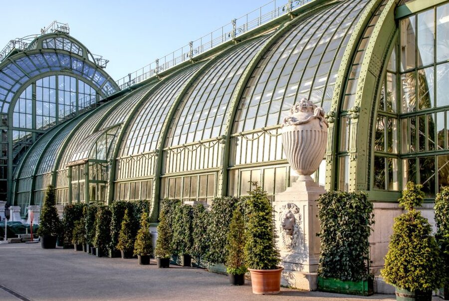 Vienna: Skip-the-Line Sisi Museum, Hofburg and Gardens Tour - Group size, language rules, and why headsets can matter