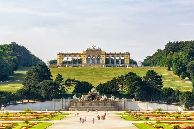 Vienna: Skip-the-Line Ticket to Schonbrunn Palace with AudioGuide - South-Facing Reception Rooms and the Art-Filled Flow