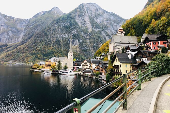 Vienna: small group tour Hallstatt with skywalk, boat, mine - Key highlights at a glance