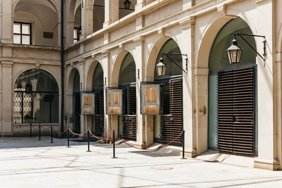 Vienna Spanish Riding School Guided Tour - Summer Riding School and the Oval Horse Walker