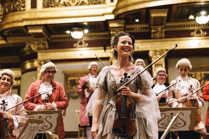 Vienna State Opera House Mozart Concert in Historical Costumes - The Vienna State Opera House: why the setting matters for this kind of concert