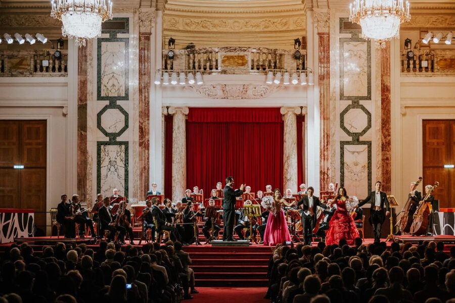 Vienna: Strauss and Mozart Concert at Hofburg Palace - Inside Vienna Hofburg: Where the Evening Really Comes Alive