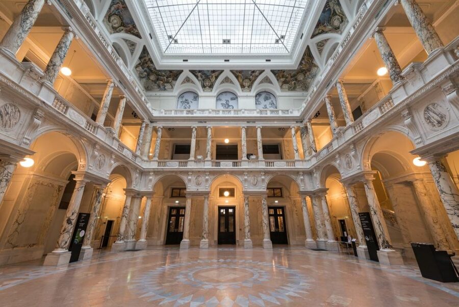 Vienna: Ticket to the Weltmuseum - James Cook artifacts: exploration history in the Weltmuseum context