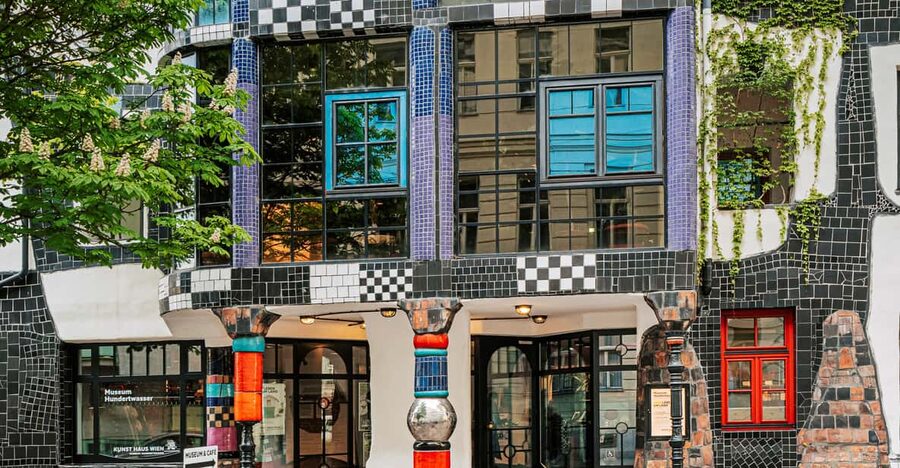 Vienna: Tickets for Kunst Haus Wien: Museum Hundertwasser - How the museum layout works: floors 1 to 2 vs the top floors