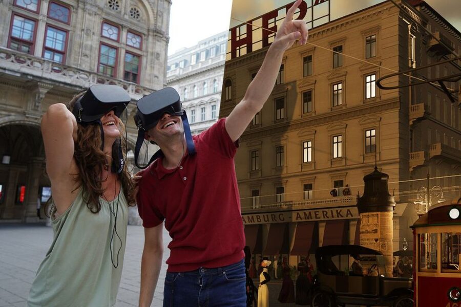 Vienna: Time Traveling Virtual Reality Sightseeing Tour - Six VR scenes that connect the city’s biggest turning points