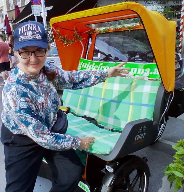 Vienna: Tour with locals in RAXI electric rickshaw - Starting smooth: safety briefing and headsets that let you focus on the sights