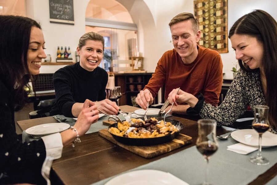 Vienna: Traditional Kaiserschmarrn Cooking Class & Tasting - Finding Edlingers Tempel and Getting Set Up