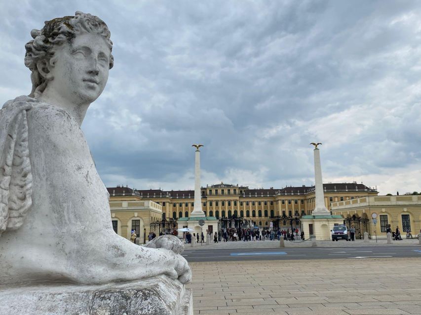 Vienna: UNESCO Schönbrunn Palace Guided Tour with Entry - How the Guide Makes Different Room Styles Click