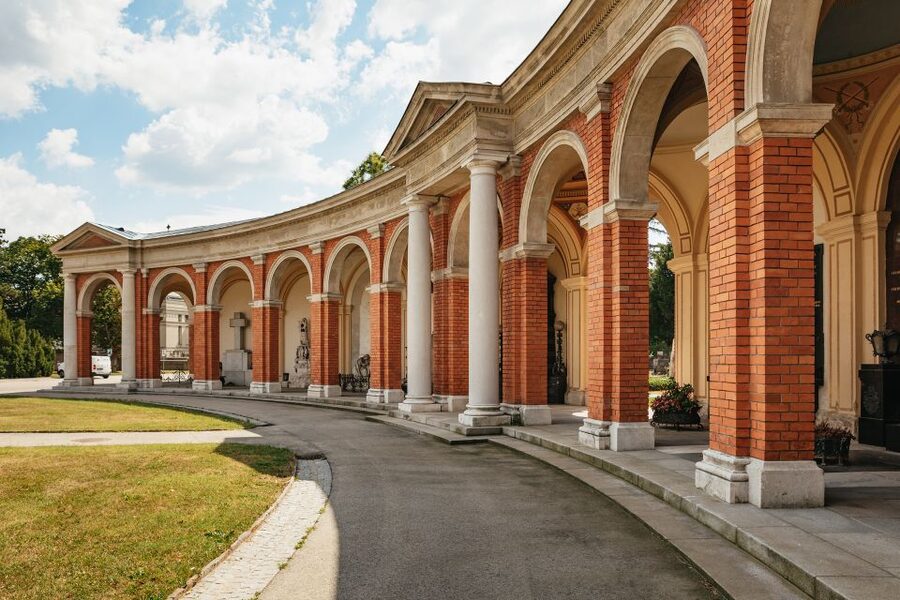 Vienna: Vienna Central Cemetery Guided Walking Tour - Price, group size, and real value for your wallet