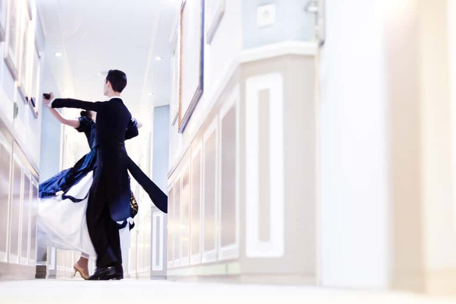 Vienna: Viennese Waltz Beginner Workshop for Couples - Meet Aga Bohun and Her English-Led Teaching Style