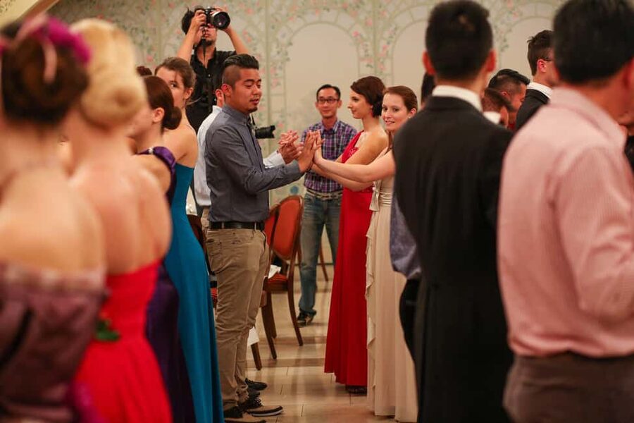Vienna: Viennese Waltz Beginner Workshop for Couples - Value for Money: Does 57 USD Deliver?