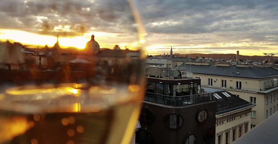 Vienna: Wine Tasting Tour - Meeting at Lugeck 6, then settling into a 150-minute evening