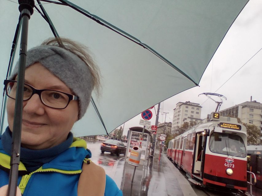 Wien: Tours with locals by public transport & walking - Schönbrunn Palace time, plus the Otto Wagner connections you may catch