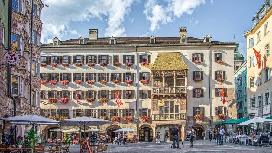 Winter Magic of Innsbruck: Christmas Spirit & Alpine Views - Nordkette Views, The Alpine Backdrop You Should Plan Around