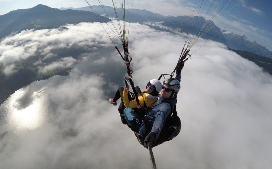 Zell am See: Schmittenhöhe Tandem Paragliding Flight - Up to 30 minutes of flight over alpine icons